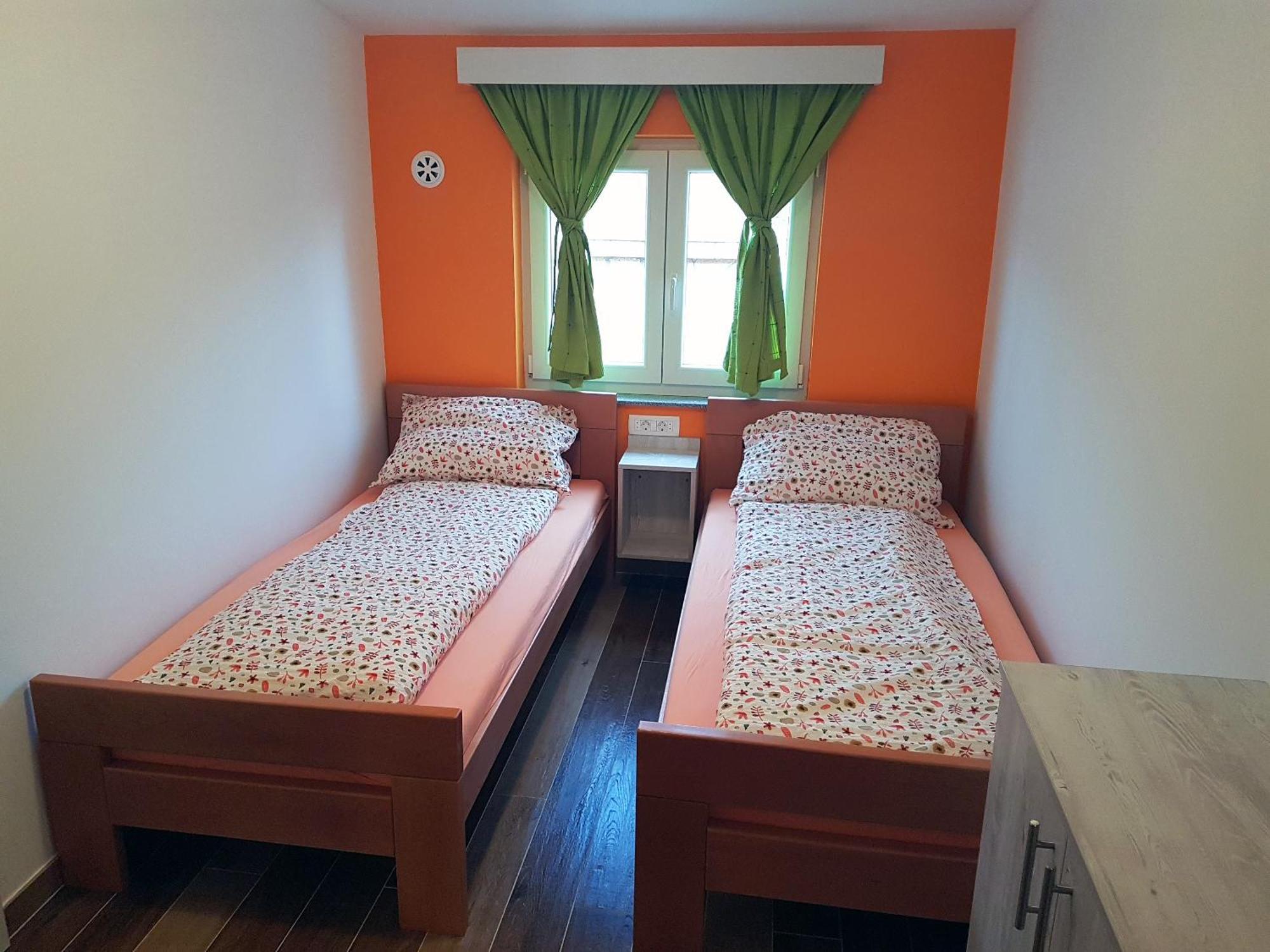 Apartment Dora Gornji Karin Exteriör bild